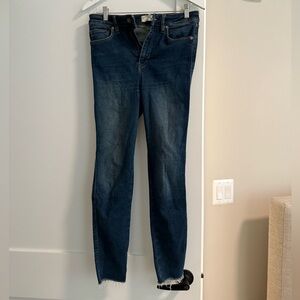 Free people dark wash stretchy jeans size 29